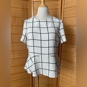 BR black and white peplum top